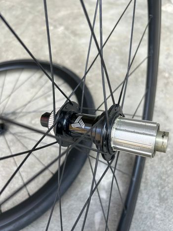Used Airsteeem AL31 Disc Clincher Wheelset bike — image 4 of 5