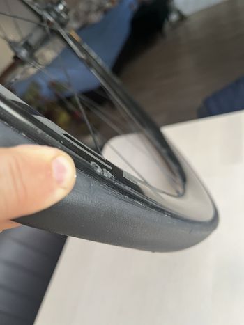 Used Bontrager Aeolus RSL 37 Tubular Carbon Wheelset bike — image 9 of 11