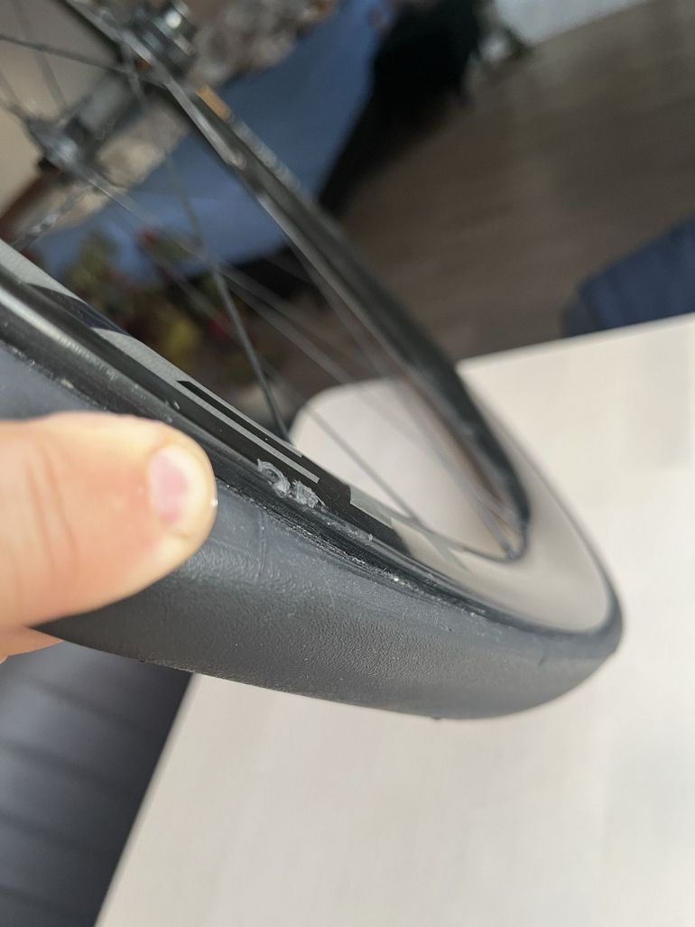 Used Bontrager Aeolus RSL 37 Tubular Carbon Wheelset bike — image 9 of 11