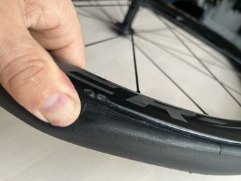 Used Bontrager Aeolus RSL 37 Tubular Carbon Wheelset bike — image 10 of 11