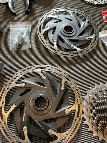Used Sram RED AXS 2022 bike — image 7 of 13