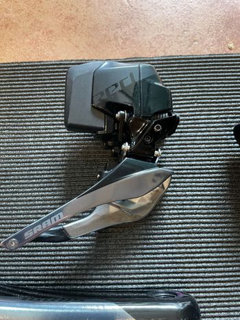 Used Sram RED AXS 2022 bike — image 2 of 13