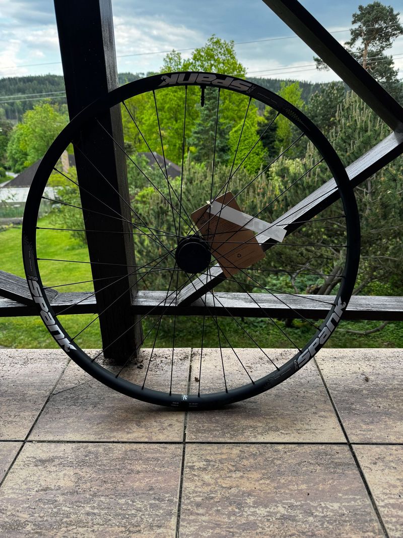 Spank Vibrocore 350 29” Front Wheel Wheels de segunda mano