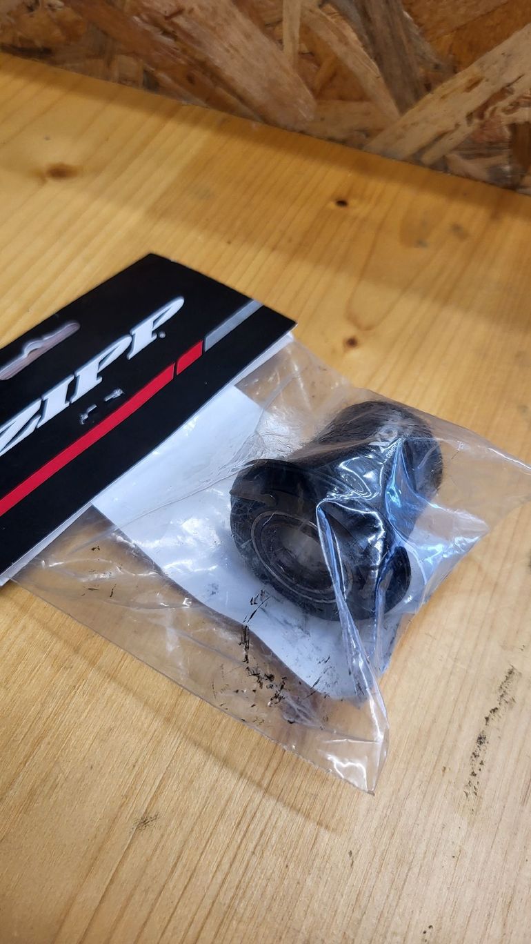 Used Zipp 11.2018.062.000, freehub 176/177 for sram xdr super 9 disc wheel 2023 bike — image 2 of 2