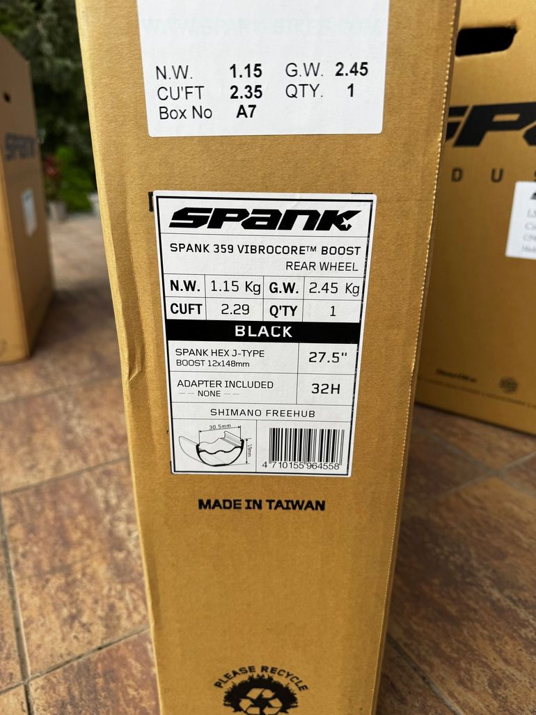 Used Spank Vibrocore 359 27.5” Rear Wheel bike — image 4 of 4