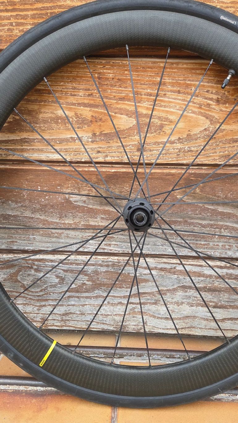 Used Mavic Cosmic SL 45 Disc 23mm 2024 bike — image 2 of 3