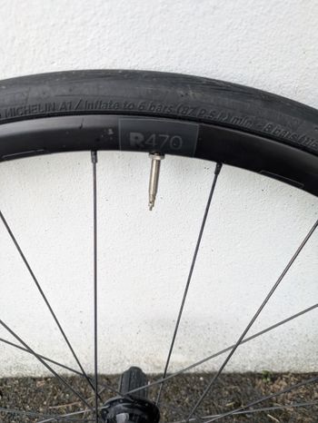 Used Dt Swiss DT470 bike — image 2 of 3