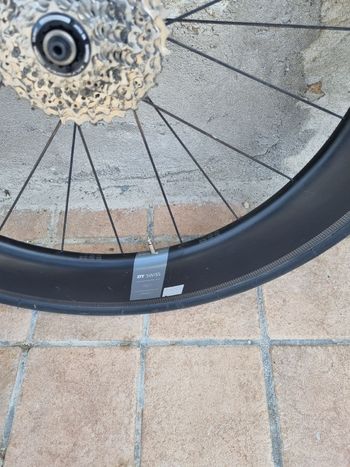 Used Dt Swiss ARC 1400 DICUT DB 85 12/142 mm Shimano 2024 bike — image 8 of 9