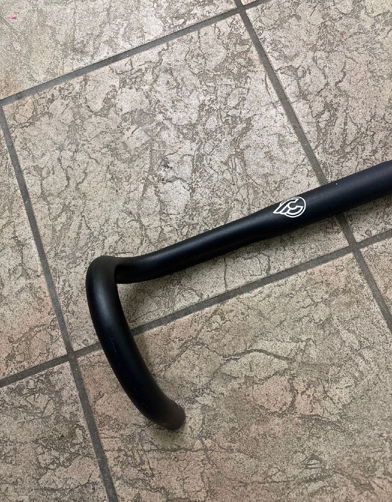 Used Cinelli Manubrio 44cm 2025 bike — image 2 of 5