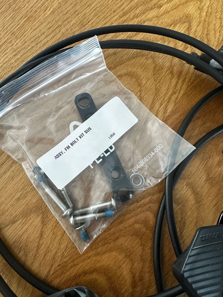 Used Sram Apex AXS bike — image 6 of 9