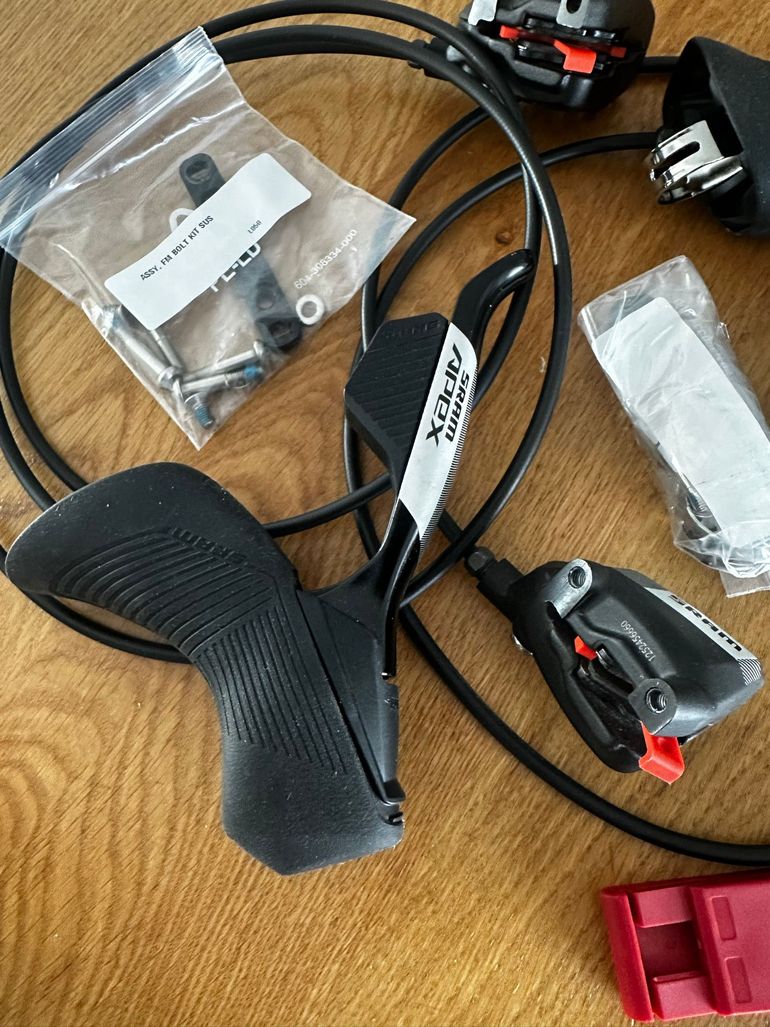 Used Sram Apex AXS bike — image 3 of 9