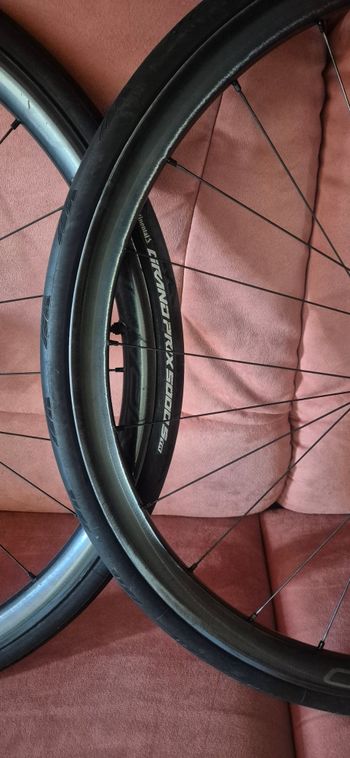 Used Campagnolo Levante Gravel Wheelset 2024 bike — image 3 of 7