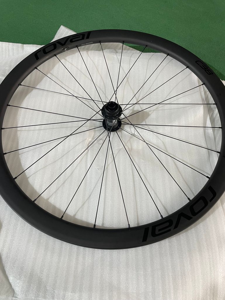 Used Specialized Rapide C 38 Wheelset bike — image 4 of 5