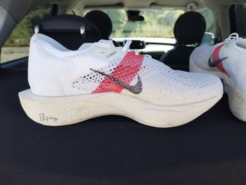 Used Nike Vaporfly 3 2025 bike — image 3 of 7