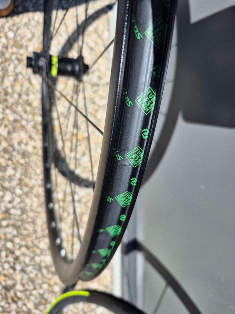 Used Syncros RP 2.0 Disc Aluminium bike — image 2 of 8