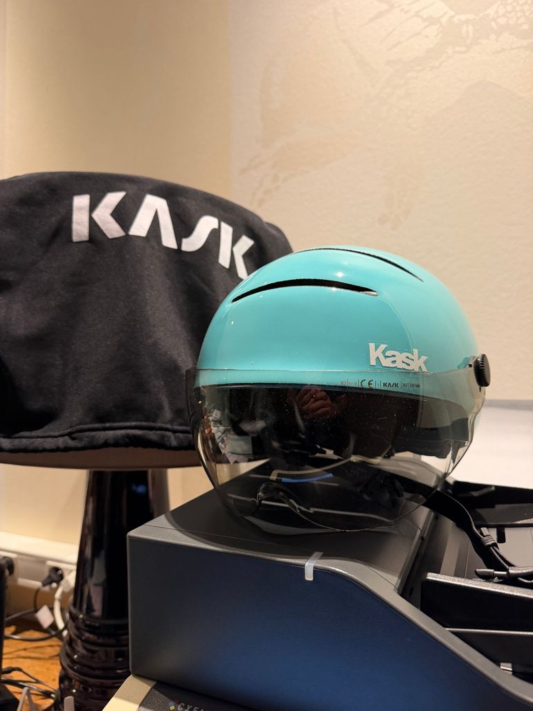 Used Kask Aqua Helmet L Urban Lifestyle 2024 bike — image 2 of 5