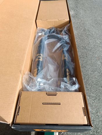 Used Fox 34 FACTORY 130 Grip X /26 2025 bike — image 8 of 11