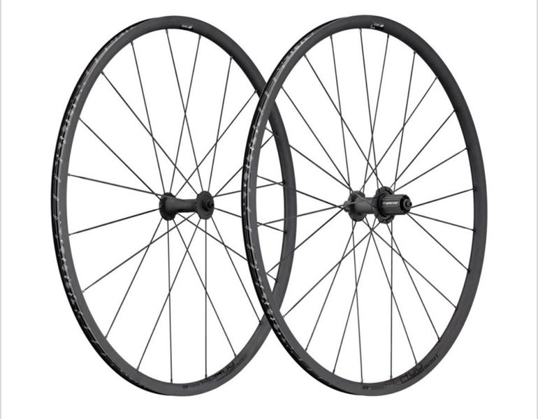 Used Dt Swiss PR 1400 Dicut Oxic bike — image 1 of 2