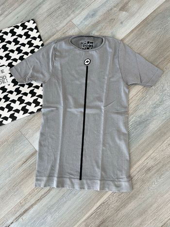 Used Assos Camisola Interior 2025 bike — image 4 of 12