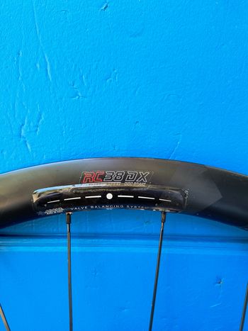 Used Miche SWR RC38DX OLT 2020 bike — image 8 of 11
