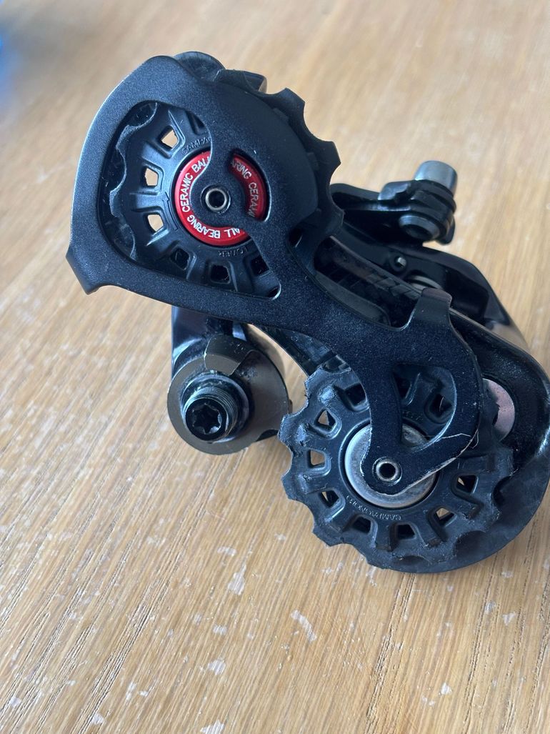 Used Campagnolo Record 11 vitesses bike — image 8 of 8