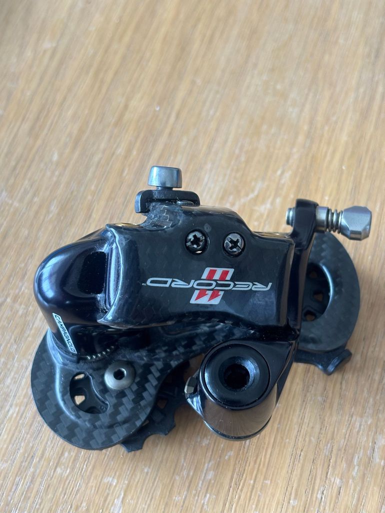 Used Campagnolo Record 11 vitesses bike — image 1 of 8