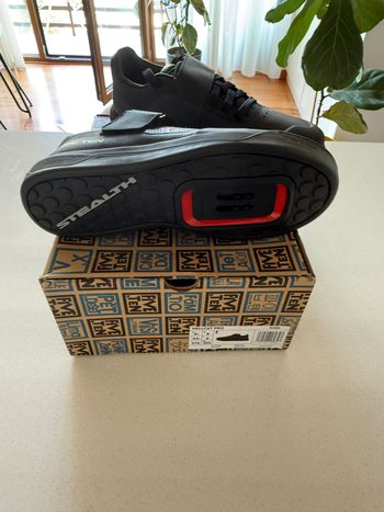 Used Five Ten Hellcat Pro bike — image 4 of 5
