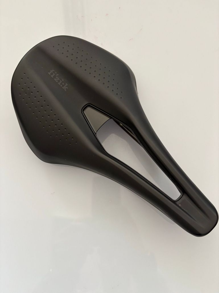 Used Fizik Argo Tempo Endurance Sattel Rennrad 2025 bike — image 2 of 5