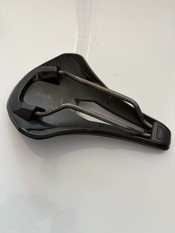 Used Fizik Argo Tempo Endurance Sattel Rennrad 2025 bike — image 5 of 5