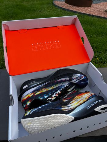 Used Nike Vaporfly 4 Size 44,5 2025 bike — image 6 of 6