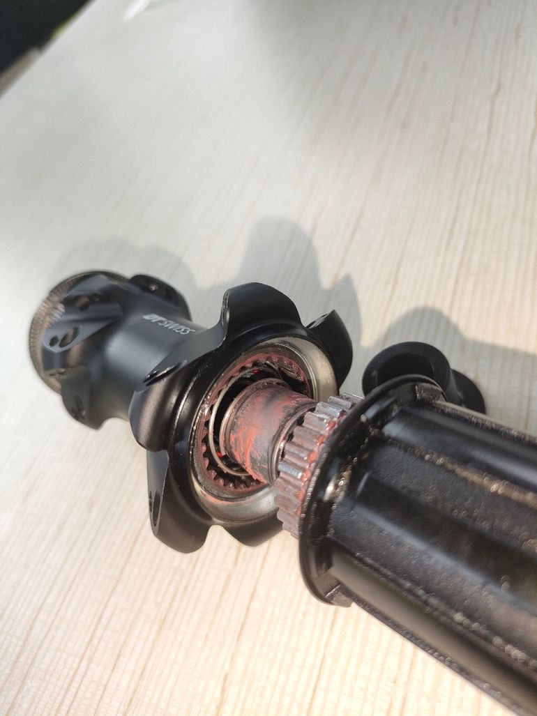 Used Dt Swiss 370 Rear Hub 11-speed Ratchet 2024 bike — image 9 of 10