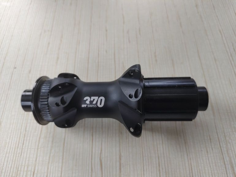 Used Dt Swiss 370 Rear Hub 11-speed Ratchet 2024 bike — image 2 of 10