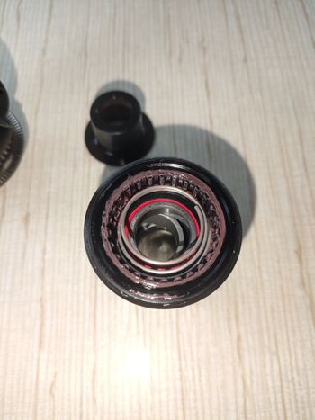 Used Dt Swiss 370 Rear Hub 11-speed Ratchet 2024 bike — image 10 of 10