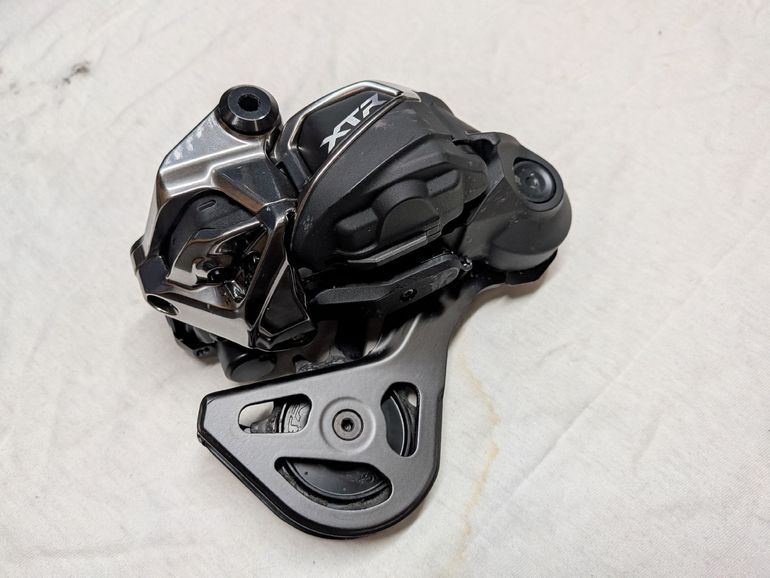 Used Shimano XTR Di2 RD-M9250 GS 12v 2026 bike — image 1 of 4
