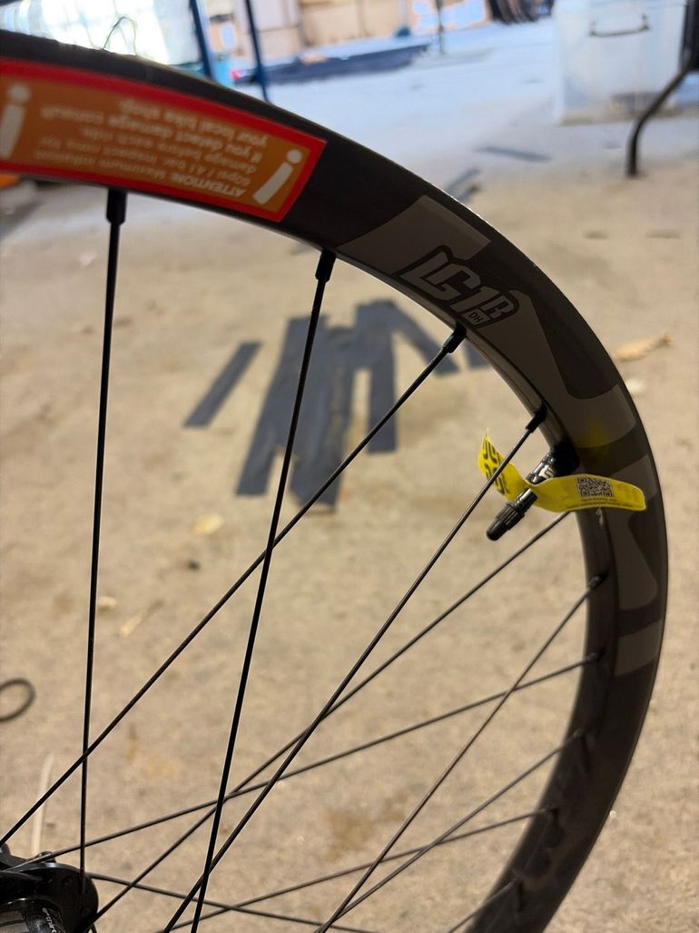 Used E*Thirteen LG1R Carbon DH 27,5 2025 bike — image 3 of 5