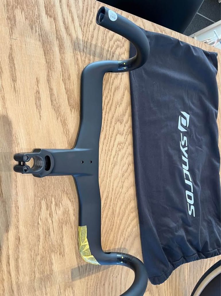 Used Syncros CRESTON IC SL Aero Handlebar 2026 bike — image 1 of 6