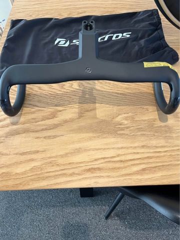Brugt Syncros CRESTON IC SL Aero Handlebar 2026 bike — billede 6 af 6