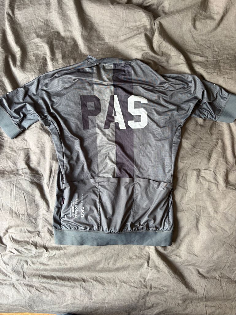 Used Pas Normal Studios Limited Edition Jersey 2024 bike — image 2 of 2