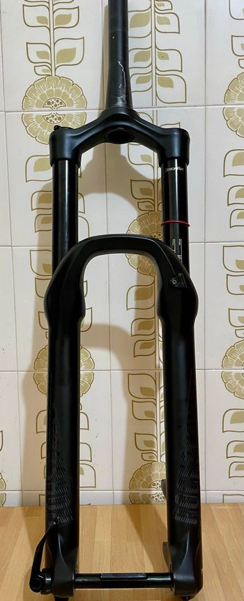 Used RockShox Yari RC 27.5" 190mm bike