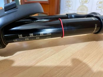 Used RockShox Yari RC 27.5" 190mm bike — image 2 of 9
