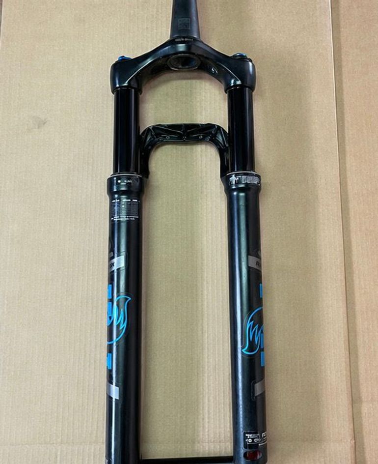 Used Fox 32 Float Rhythm 29" 100mm Fork 2019 bike — image 4 of 6