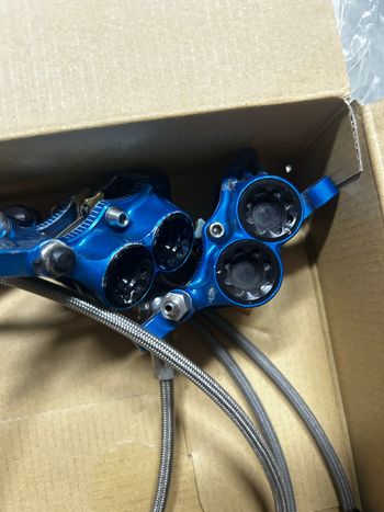 Used Hope Tech 3 E4 Disc Brake bike — image 2 of 5