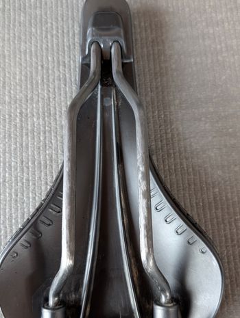 Used Fizik Antares Versus Evo R1 Adaptive 2024 bike — image 3 of 3