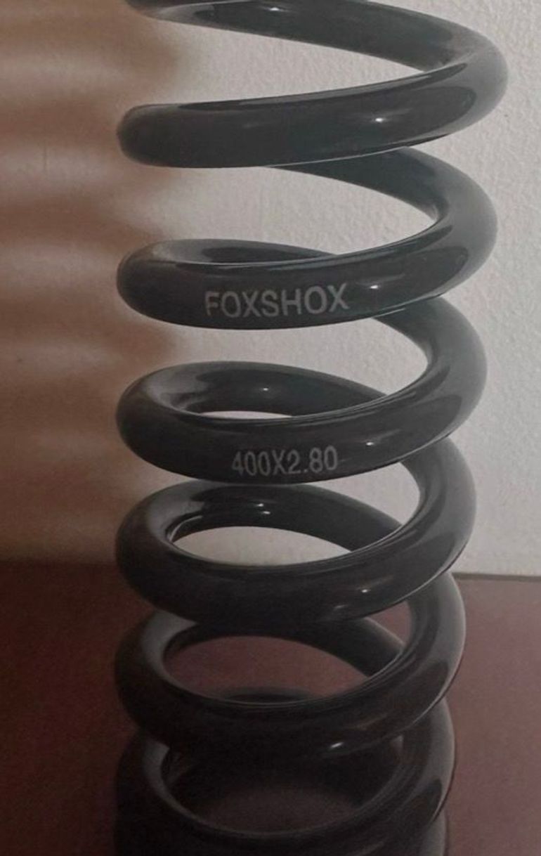 Used Fox Spring 2025 bike — image 2 of 2