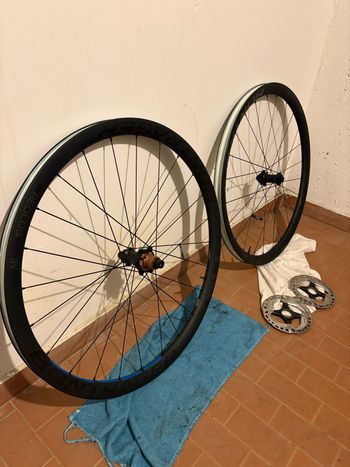 Used Bontrager Aeolus Pro 3V Wheelset 2025 bike — image 6 of 6