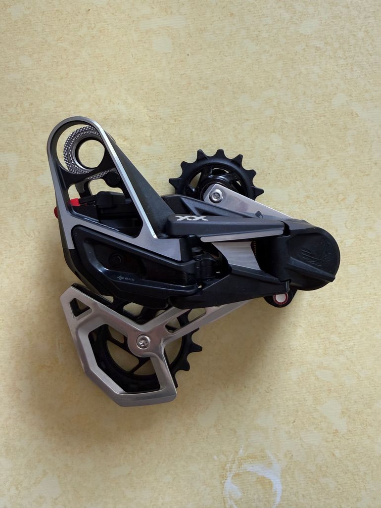Used Sram XX AXS T-Type 2026 bike — image 3 of 7