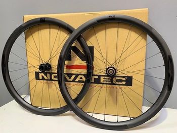 Used Novatec R3 Disc Carbon Laufradsatz 28 Microspline MS 2026 bike