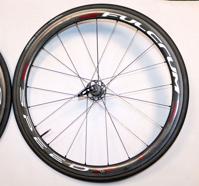 Used Fulcrum Speed 40T bike — image 2 of 10