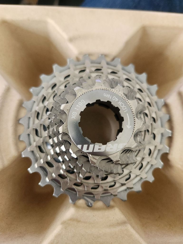 Used Sram 1190 11-28 Cassette 2025 bike — image 5 of 6