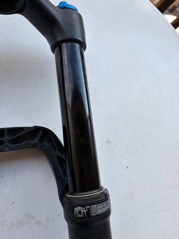 Used Fox 34 Performance 150mm 2020 bike — image 3 of 10